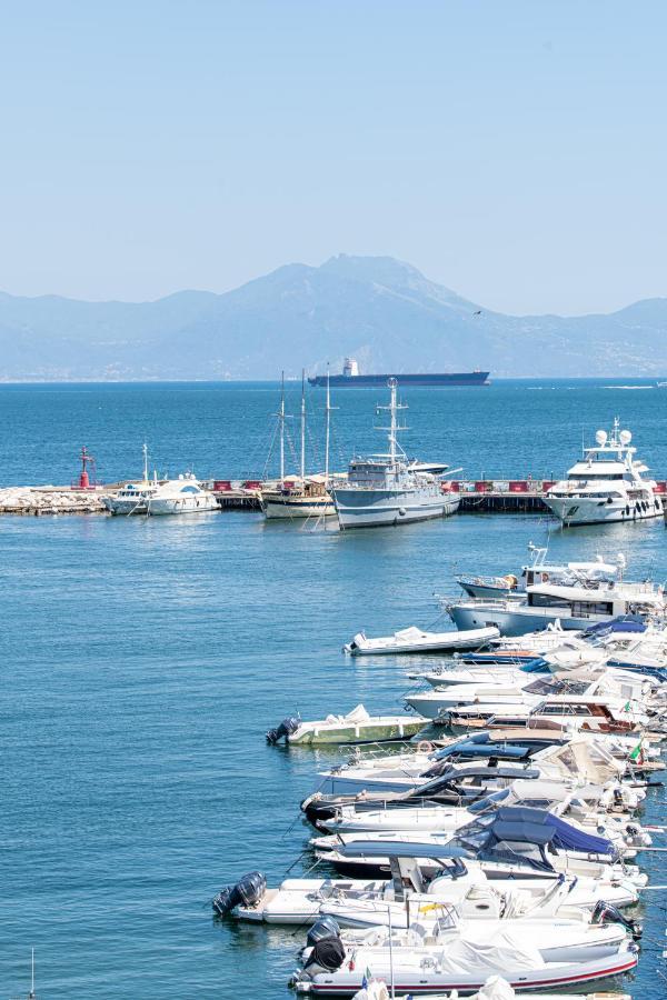 Bed & Breakfast Lux Caracciolo Napoli