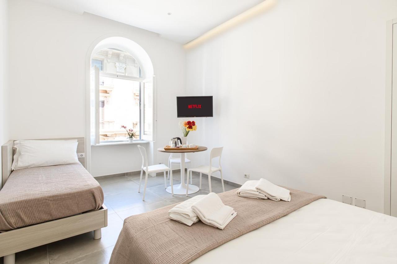 Lux Caracciolo Bed & Breakfast Napoli